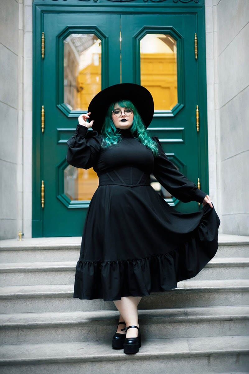 The Victoria Dress Long Dresses Blackwood Castle