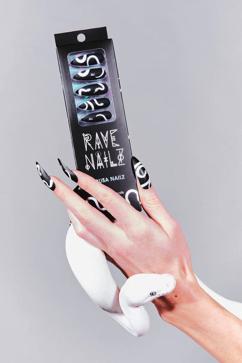 Medusa Stilettoz - Press On Nails Nails Rave Nailz