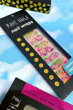 Trippin Daisies - Nail Wraps - Noctex - Rave Nailz california, daisy, diy, Faire, FLORAL, flowers, nails Nails