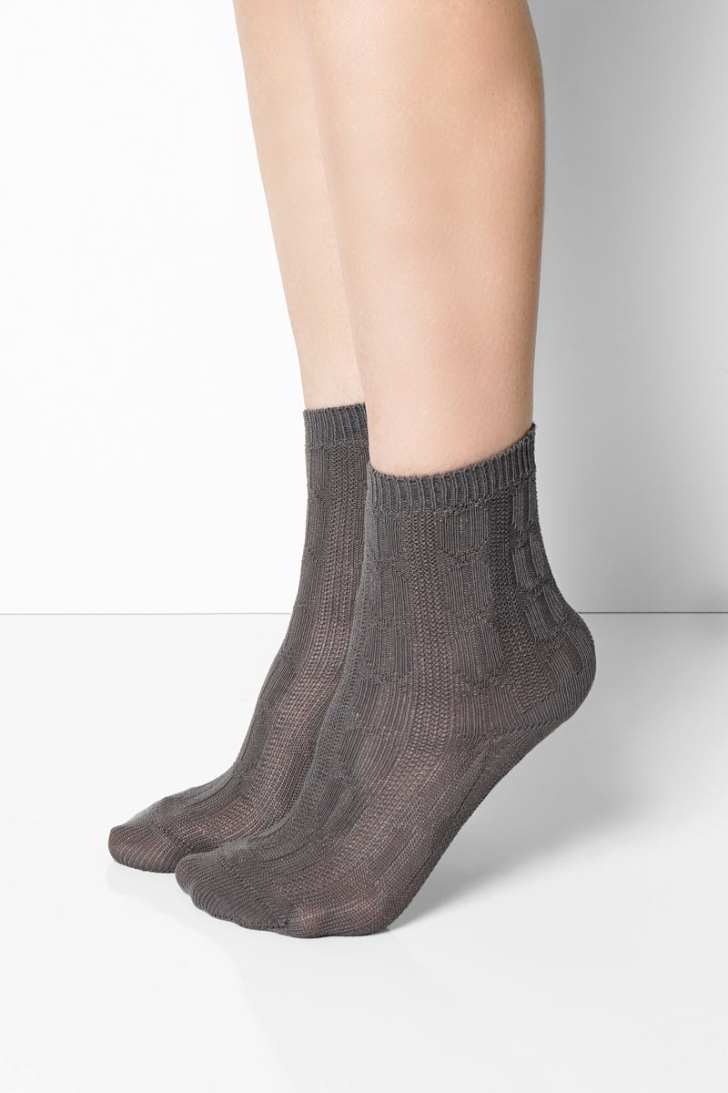 Lamb Gentle Knit Crew Socks