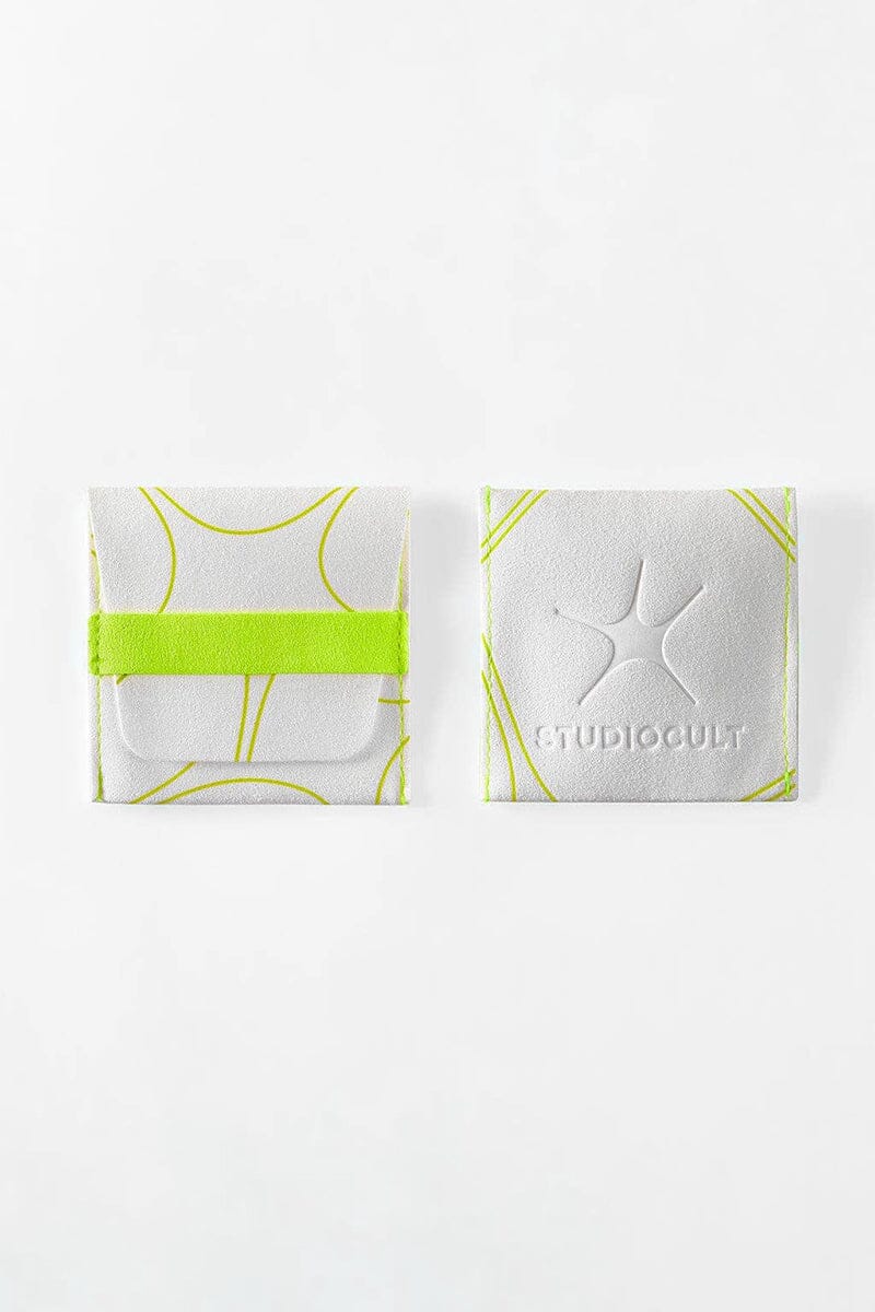 Needle Earring - Silver Earrings STUDIOCULT 