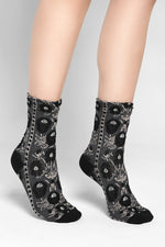 Lavinia Embossed Floral Socks