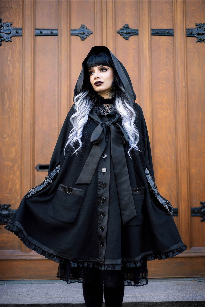 The Elizabeth Cloak