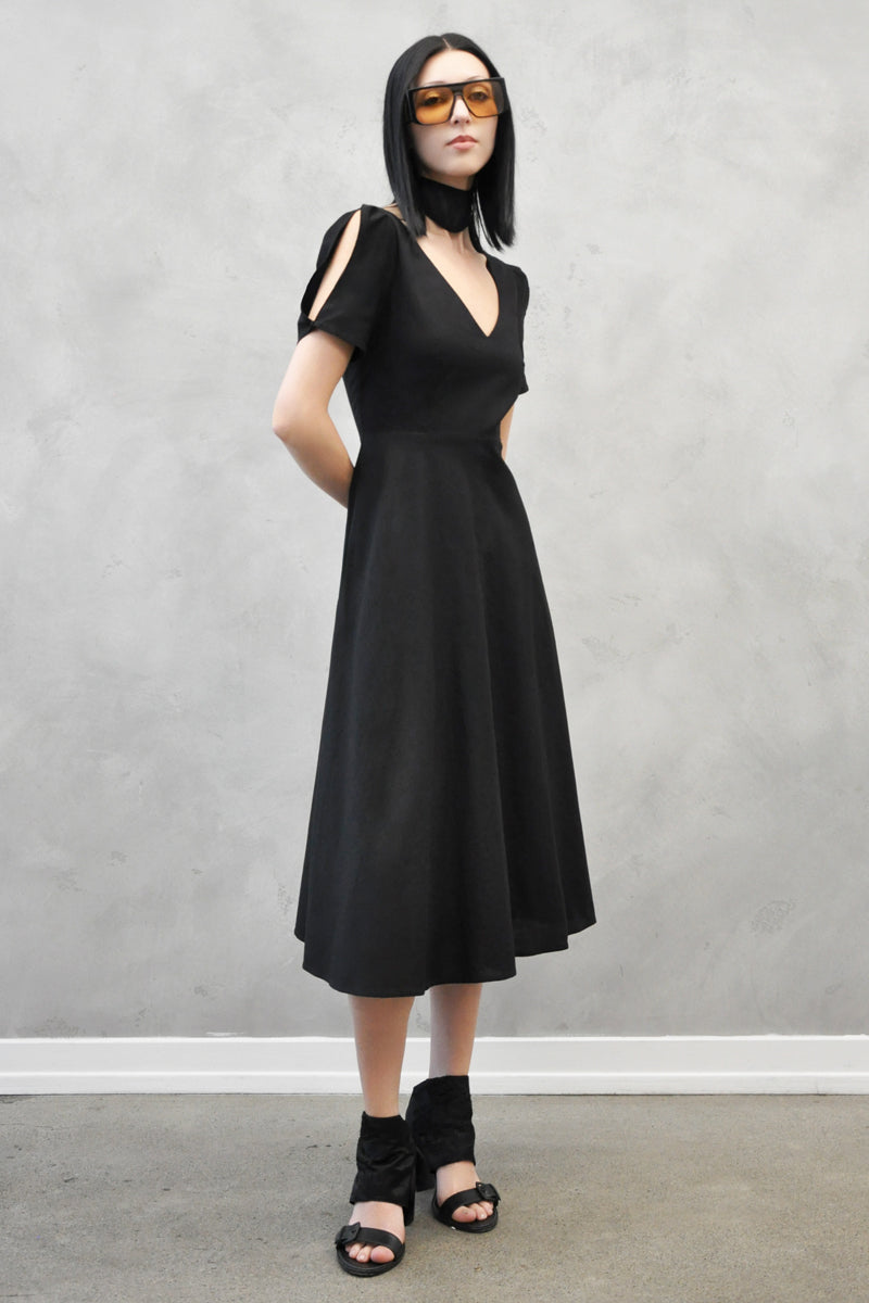 Darya Linen Dress - Pre Order