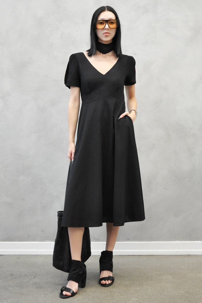 Darya Linen Dress - Pre Order