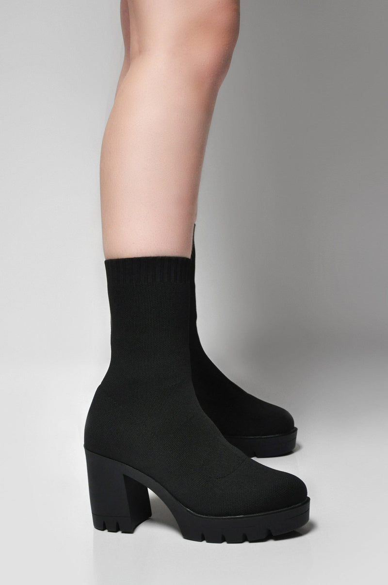Knitted Block Heel Boots Noctex