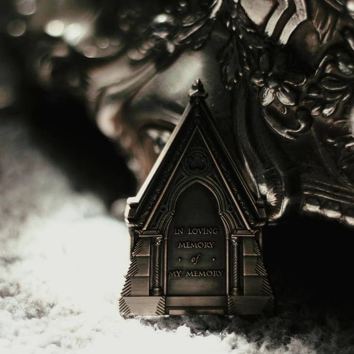 In Memoriam Enamel Pin Enamel Pin Lively Ghosts 